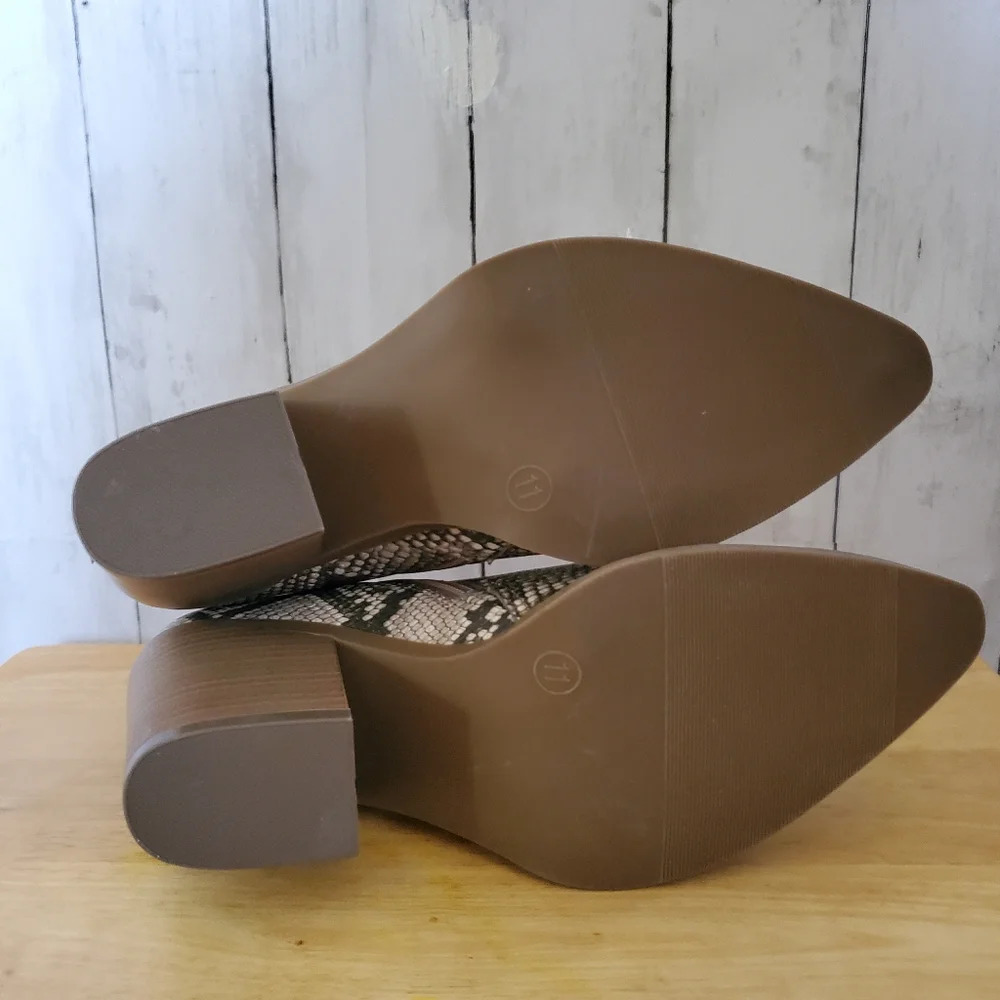 NWT Universal Thread Jameson Faux Python Snakeskin Booties - Picture 7 of 7